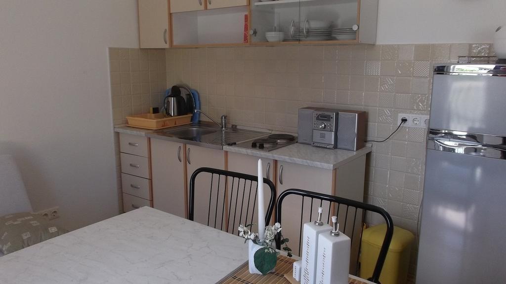 Apartments Marija Near Center Vodice Ruang foto