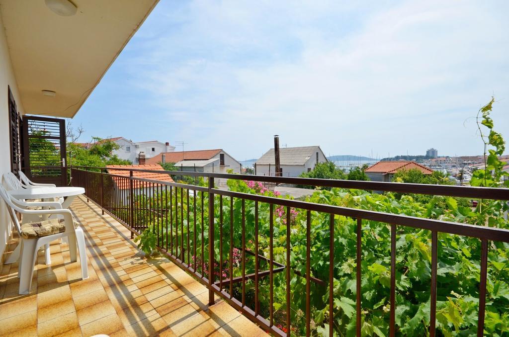 Apartments Marija Near Center Vodice Bagian luar foto
