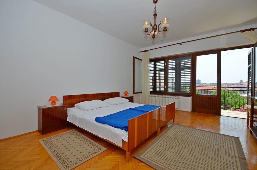 Apartments Marija Near Center Vodice Bagian luar foto