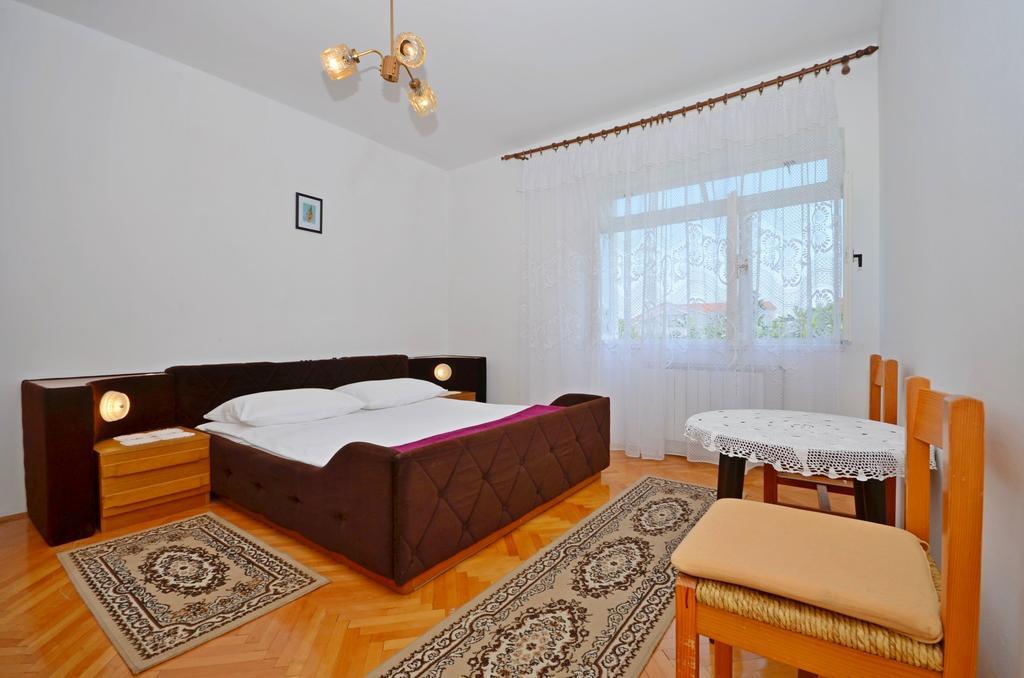 Apartments Marija Near Center Vodice Bagian luar foto
