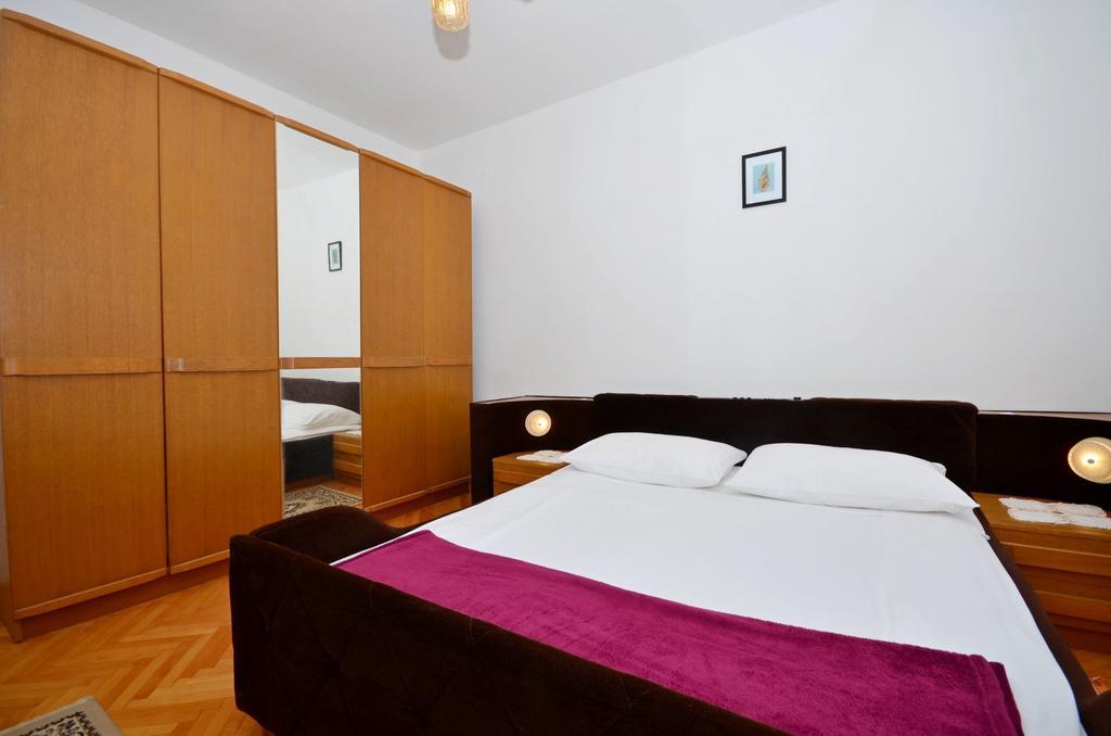 Apartments Marija Near Center Vodice Bagian luar foto