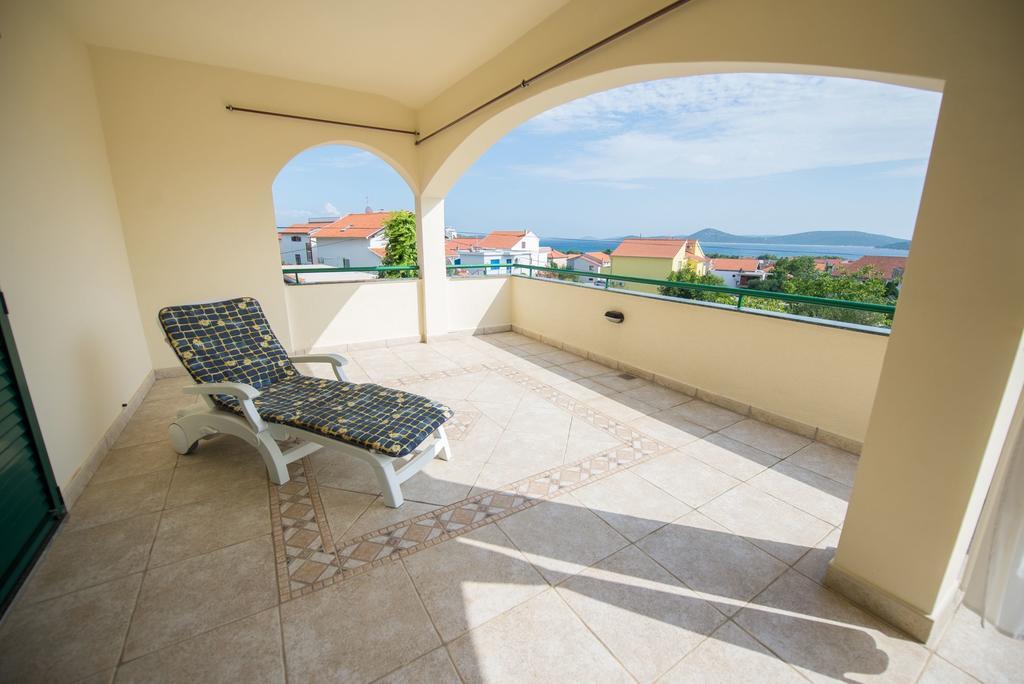 Apartments Marija Near Center Vodice Bagian luar foto