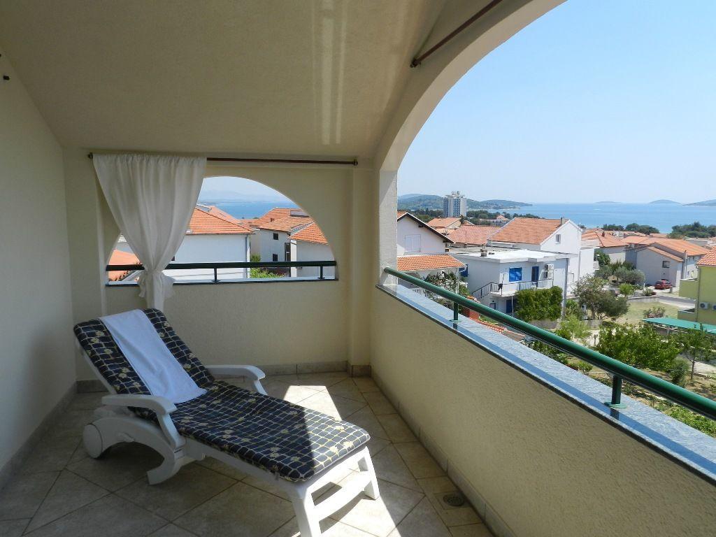 Apartments Marija Near Center Vodice Bagian luar foto