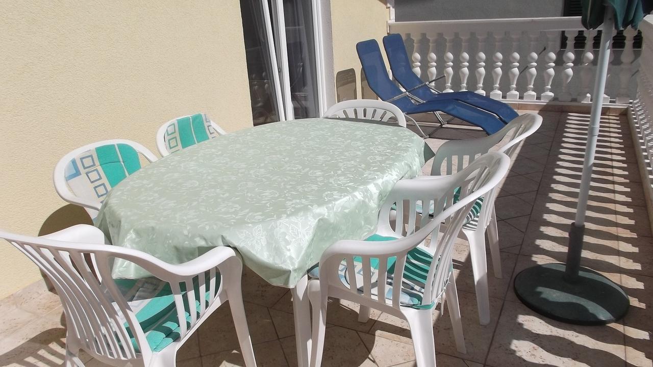 Apartments Marija Near Center Vodice Ruang foto